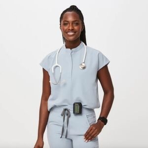 Figs Rafaella Oversized Scrub Top & Zamora Jogger Uniform Pants Set S